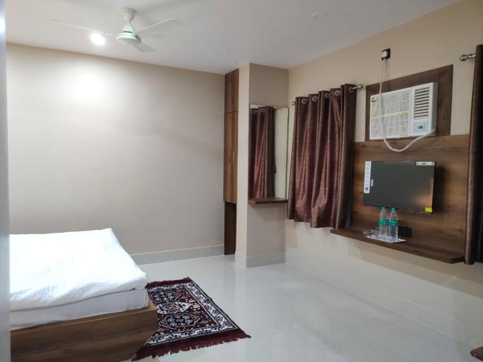 Hotel Vaishnavi Near Baba Dham Temple Deoghar Zewnętrze zdjęcie