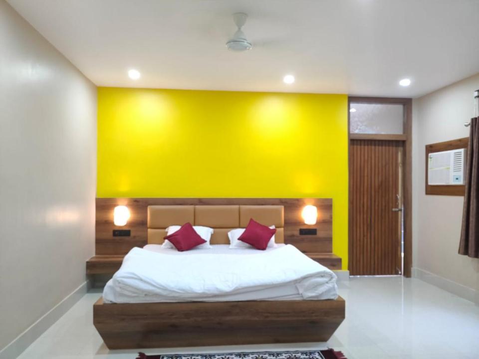 Hotel Vaishnavi Near Baba Dham Temple Deoghar Zewnętrze zdjęcie
